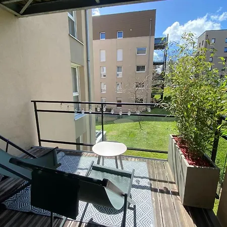 Spacious And Bright Nest In * Hérouville-Saint-Clair